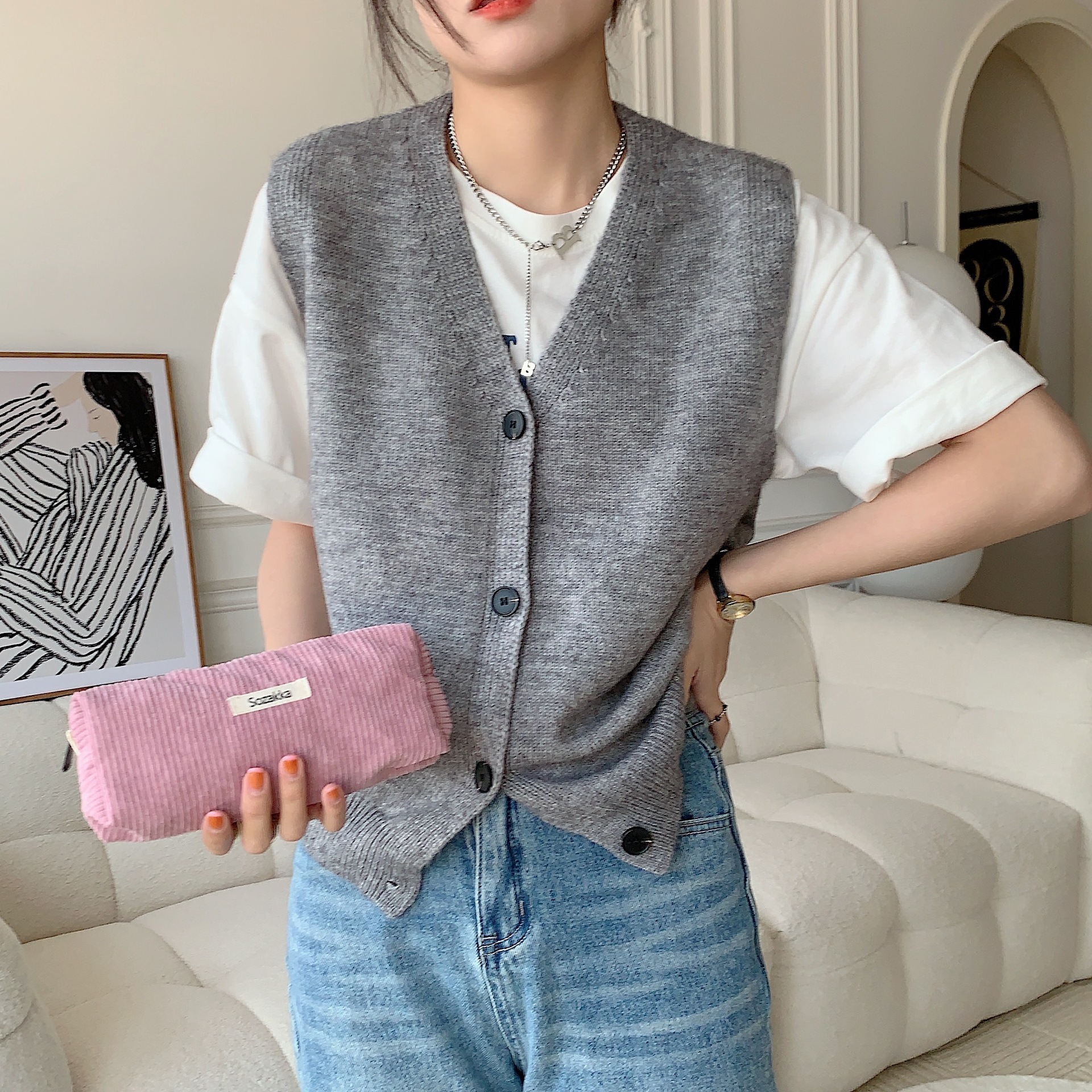 [Spot] 32131 vintage corduroy solid color pencil case literary simple stationery bag high school students storage bag