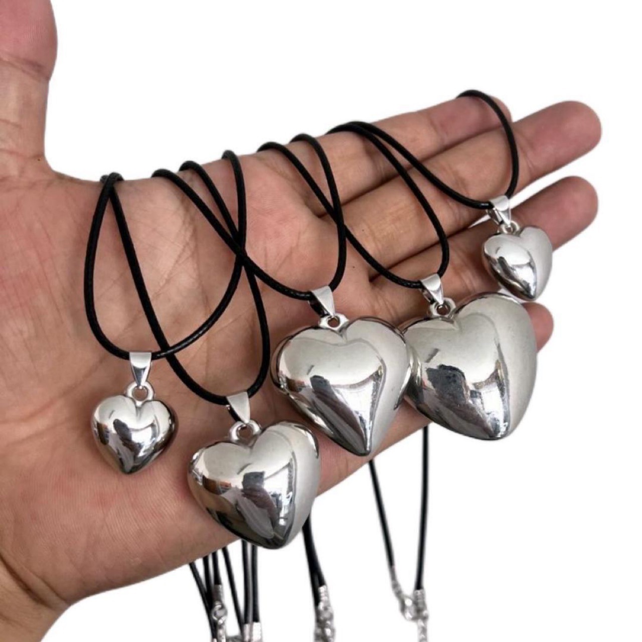 European and American cross-border accessories versatile trendy heart geometric pendant necklace for women, minimalist mirror 3D heart-shaped pendant necklace