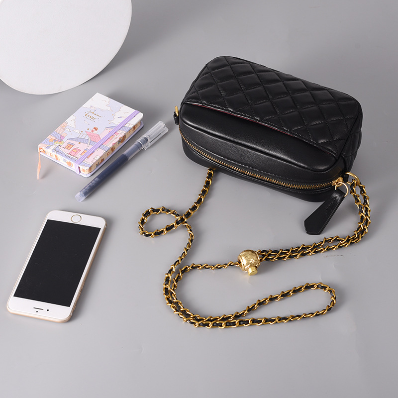 Okaqi new women's bag Korean style small square bag fashion simple messenger bag shoulder bag fashion rhombus bag wholesale