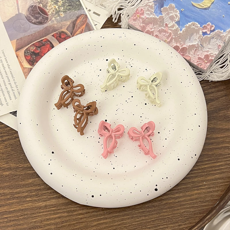 Girl heart cream color bow mini side bangs small grip side clip princess hair clip hair grip