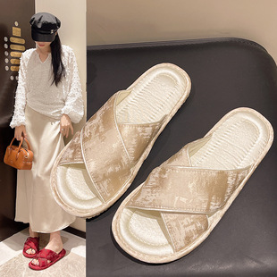 New Satin Open Toe Slippers 2024 Summer Home Soft Bottom Non-Slip New Chinese Style Sandals Women's Shoes Embroidered Chinese Style