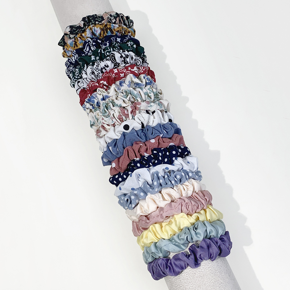2022 floral solid color 20-piece set pig intestine ring hair ring elastic hair ring fabric smooth factory direct batch