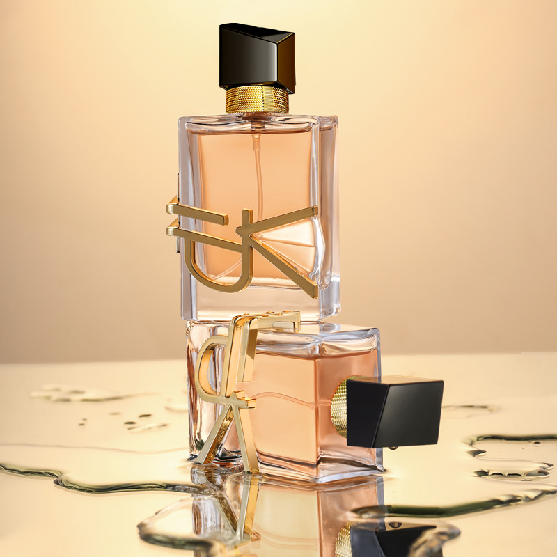 Small town Yixiang Free Water Ladies Perfume Light Fragrance Lasting Shake Sound Explosions Student Parity Perfume