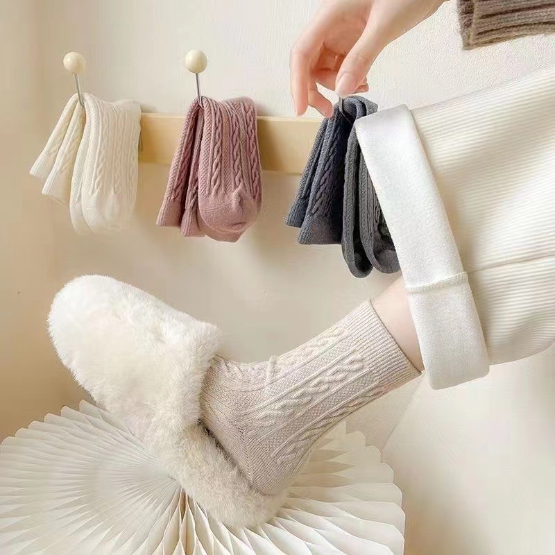 Twist cashmere socks women's autumn and winter mid-calf length socks thickened fleece-lined warm white pile socks winter stockings