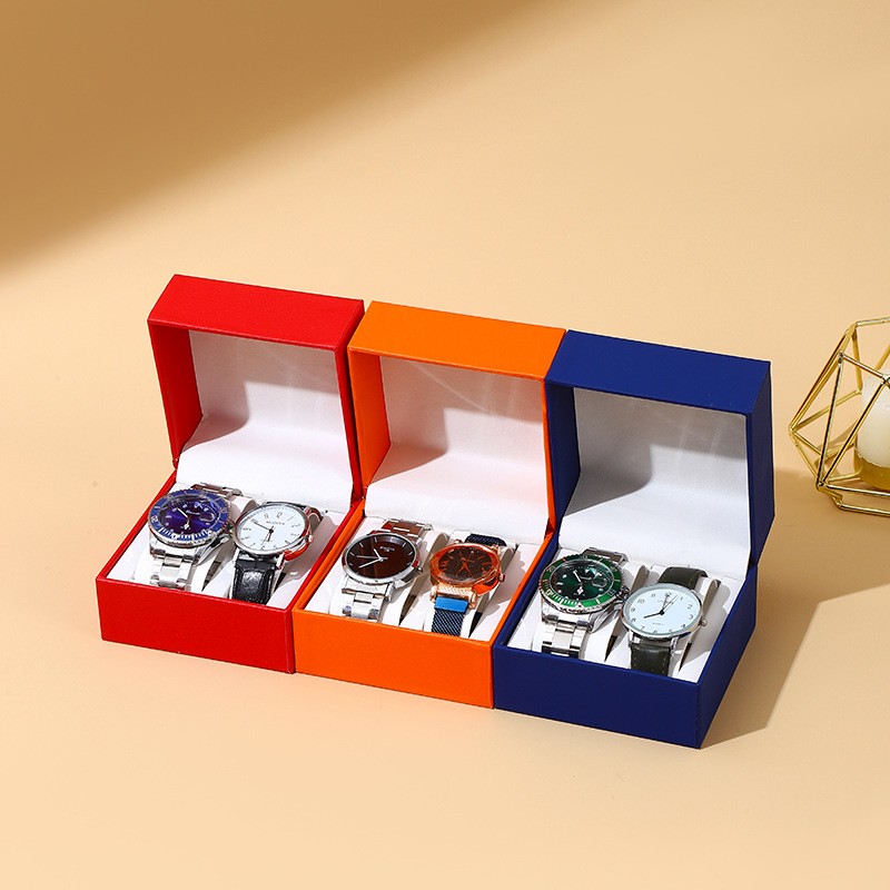 In stock watch packing box plastic box gift box flip watch box leather jewelry box chain box live broadcast storage box