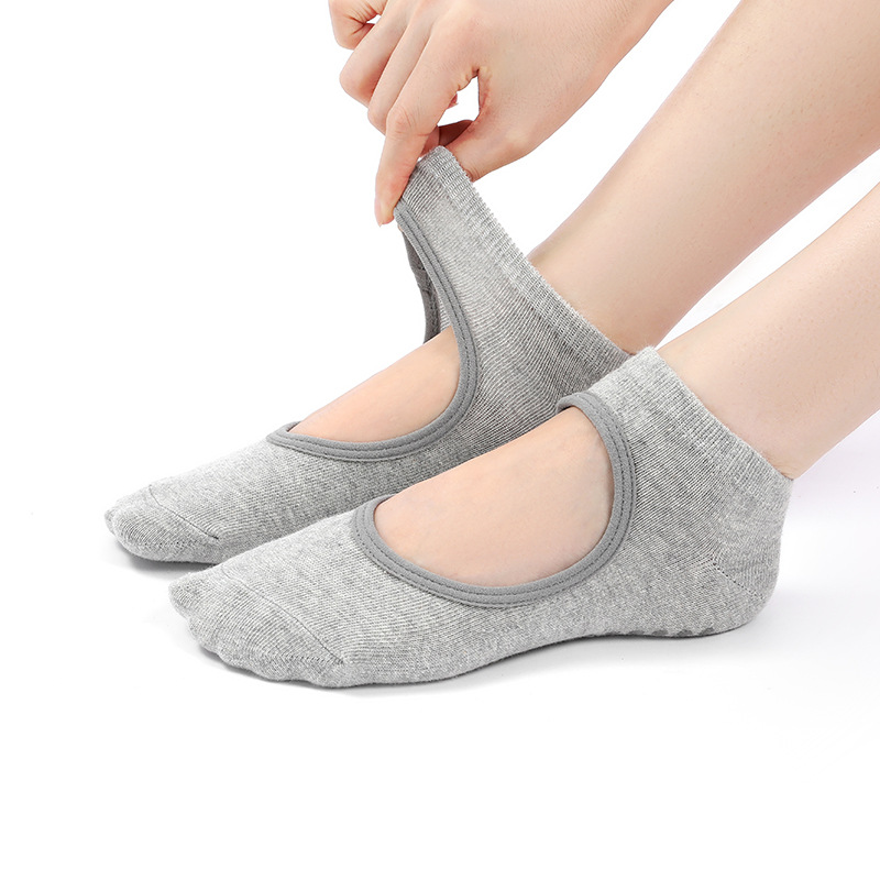 Factory spot professional yoga socks backless Spring and Autumn new non-slip Pilates training short tube floor socks help Generation hair