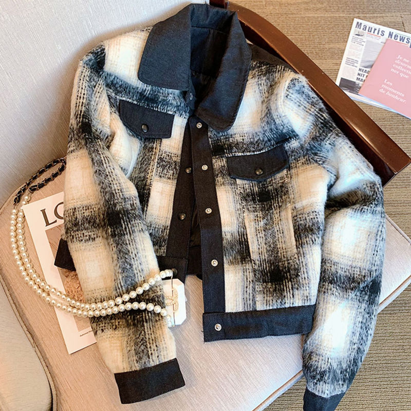 Denim stitching Chanel style quilted jacket women's short autumn and winter New retro casual black and white plaid jacket top