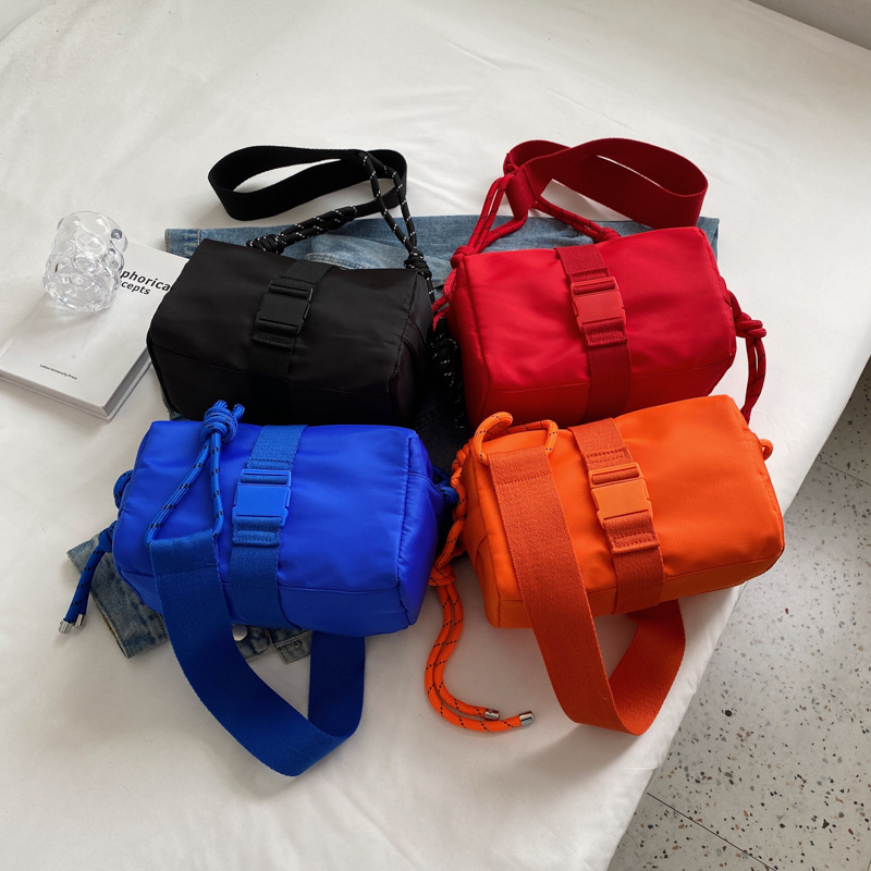 Cross-border Casual Nylon Toast Bag Women's 2023 New Sports Style ins All-match Gym Bag Shoulder Crossbody Bag