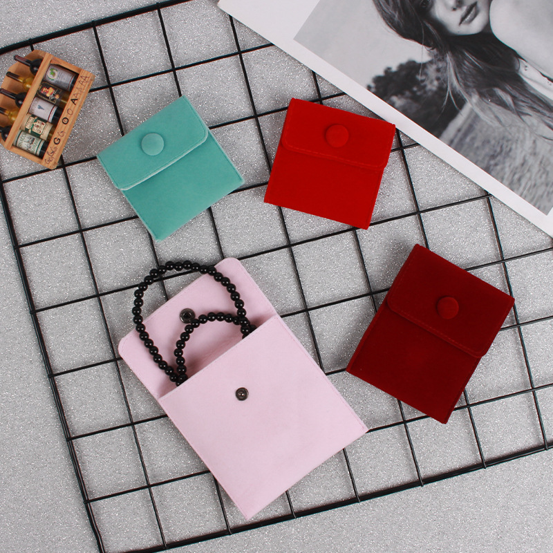 Double-sided velvet snap button jewelry bag wholesale flap velvet jewelry storage bag ring jewelry packaging bag