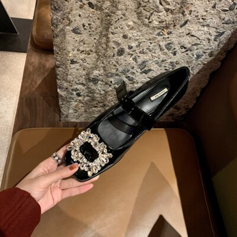 Rhinestone Square Buckle Mary Jane Shoes Women's 2022 Spring and Autumn New Patent Leather Flat Heel Shallow Mouth Sweet Chunky Heel Single-Layer Shoes