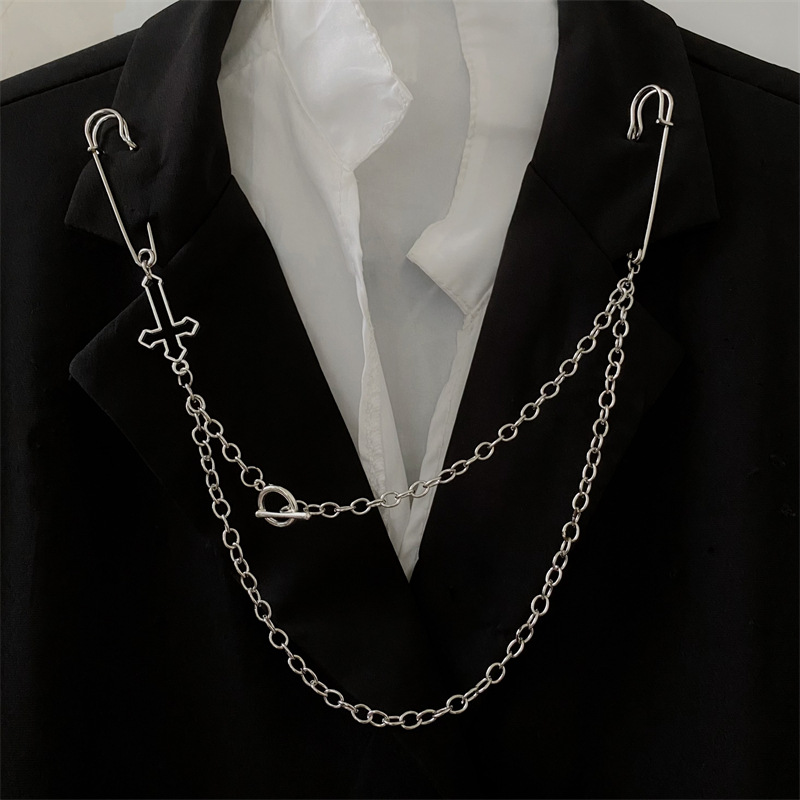 Trendy Long Chain Pin Distinctive European and American Hip Hop Style Brooch Cold Style Cool Button Pin Jacket Clothes Accessories for Men and Women