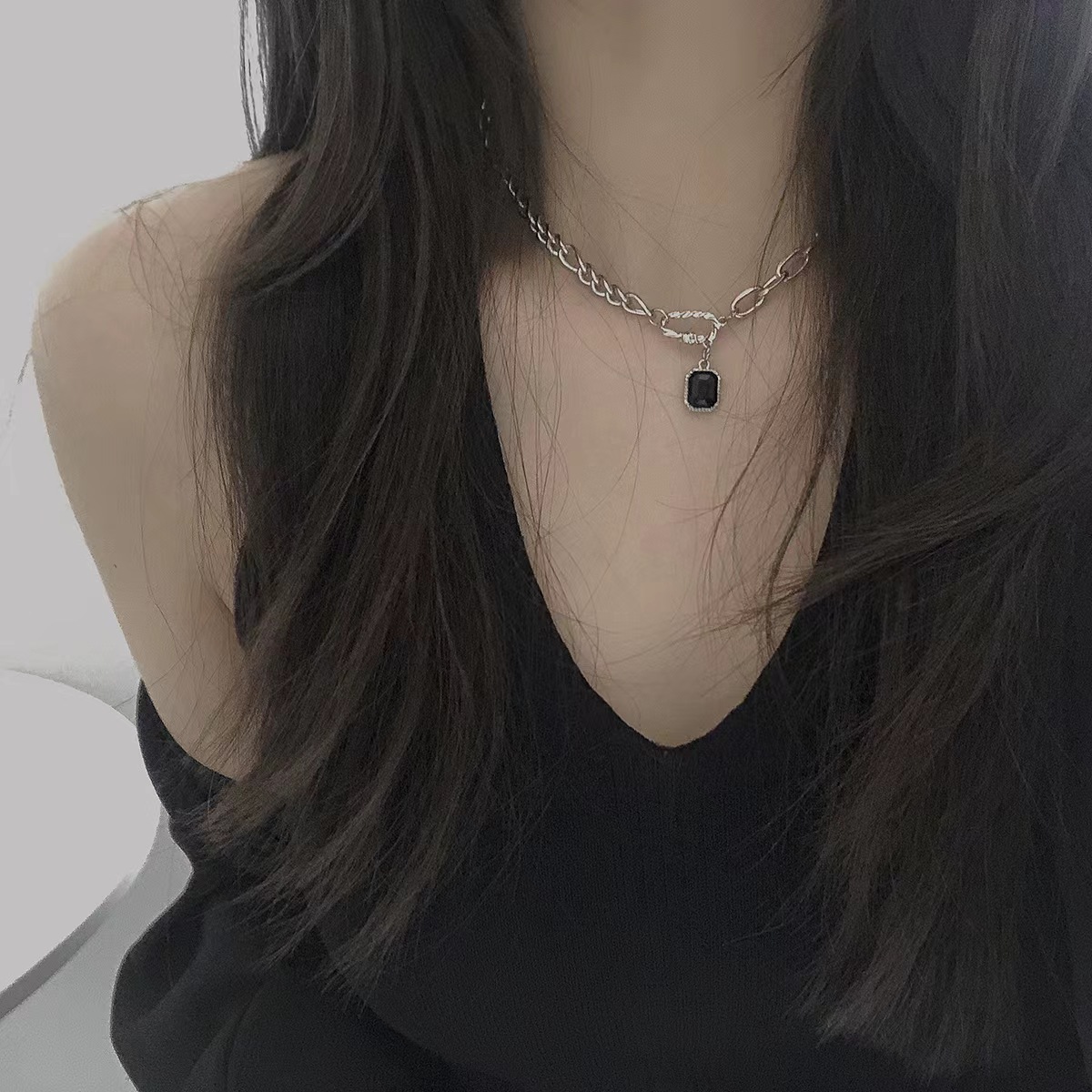 冷淡風輕奢簡約鈦鋼項鍊顯瘦黑色鋯石項鍊女嘻哈百搭高級鎖骨鏈