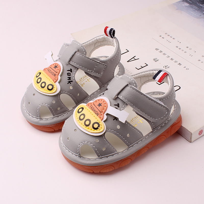 Summer new Whistle Boys sandals 0-1-2 years old tendon bottom children's shouting shoes female baby shoes wholesale 2703