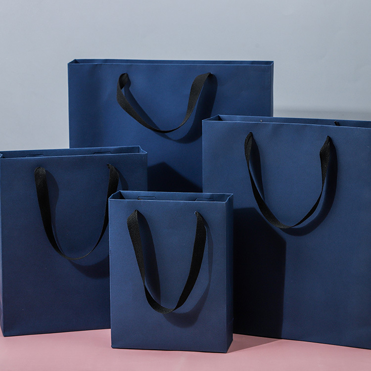 Creative Book Box Leaves Gift Box Scarf Scarf Gift Wood Carving Photo Frame Cosmetic Packaging Box Empty Box Wholesale