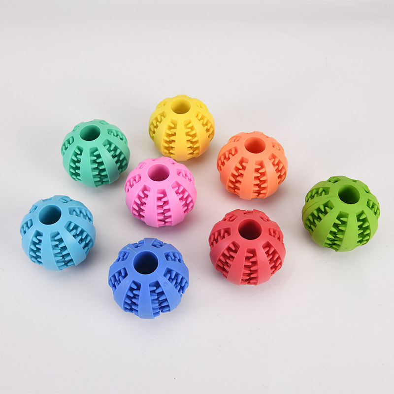 Cross-border Pet Toys Molar Leakage Ball Dog Supplies Bite Ball Dog Toys Self-hi Tpr Watermelon Ball