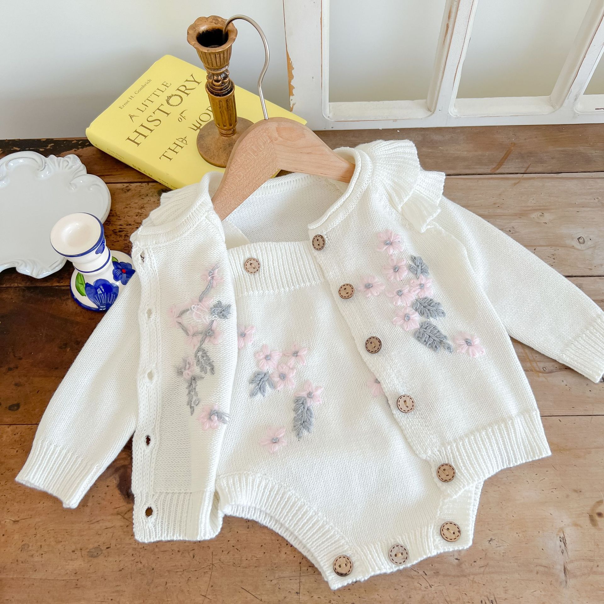 2022 Baby 3-6-September Baby Suit Flower Coat Strap Hassel Climbing Suit Two-Piece Single Shot
