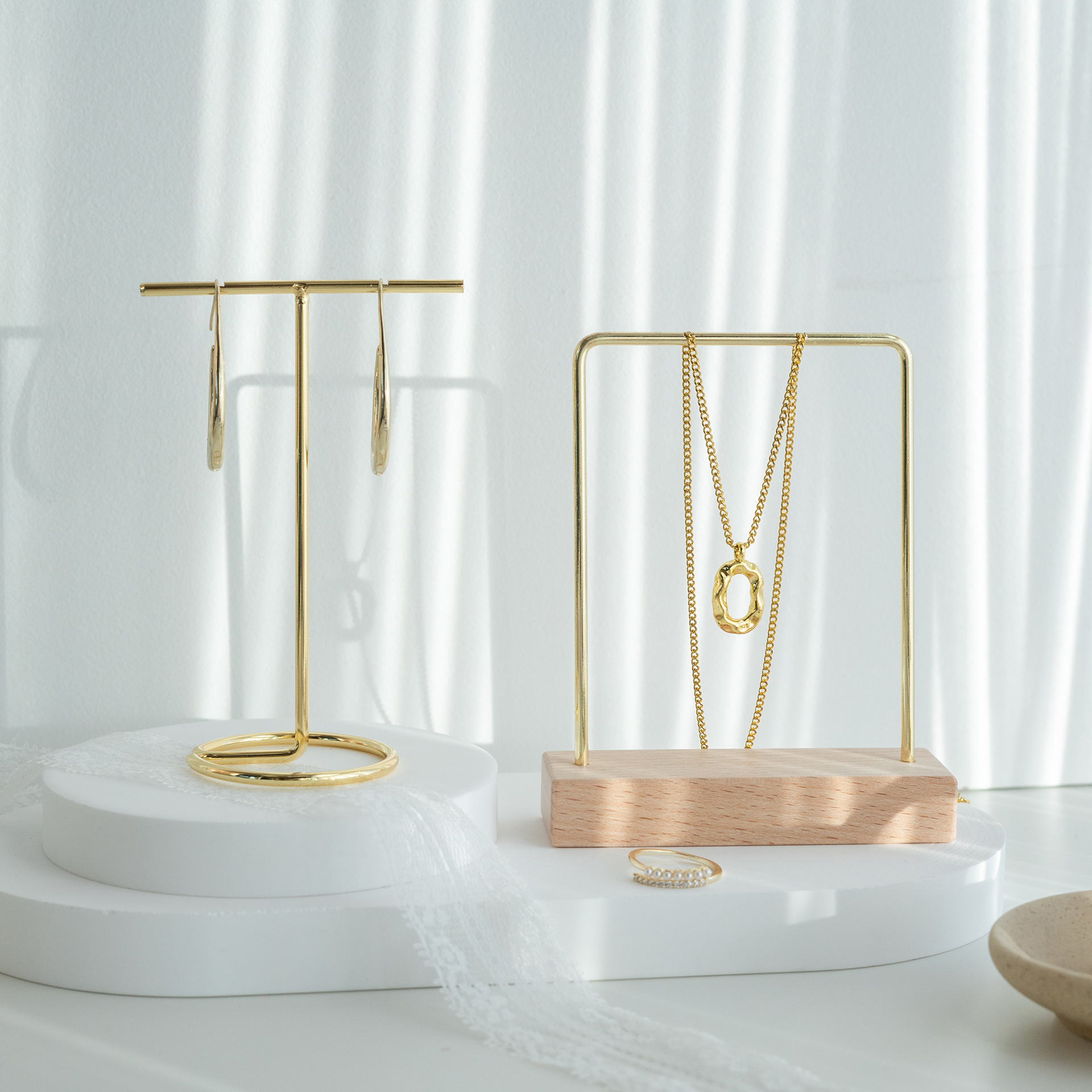 Jewelry Photography Props Ornaments ins Style Necklace Earrings Jewelry Rack Pose Photography Decoration Display Shooting Background