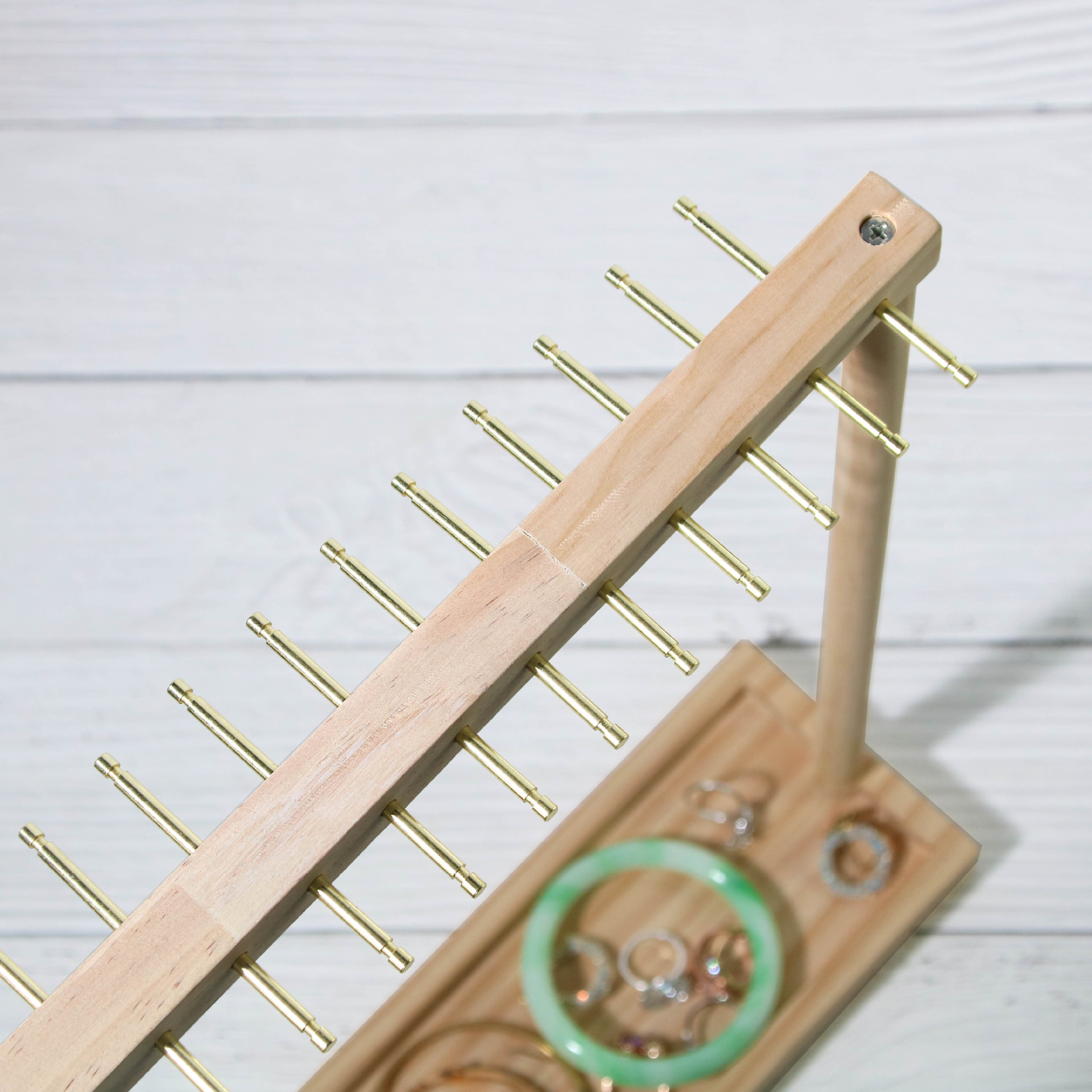 Log Necklace Display Stand Bracelet Bracelet Watch Desktop Ornaments Pendant Earrings Storage Props Jewelry Rack