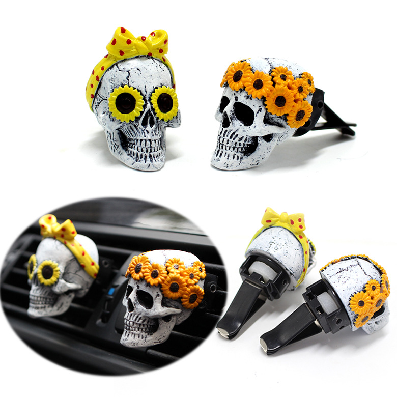 Cross-border new suit ghost head aromatherapy resin plug-in creative car aromatherapy ornaments car accessories Gifts Wholesale