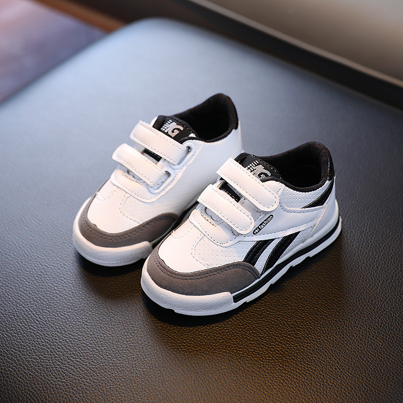 Spring 2022 Children's Soft Sole Sneakers Boys Non-slip Breathable Small Board Shoes Girls' Baby's Velcro Toddler Shoes