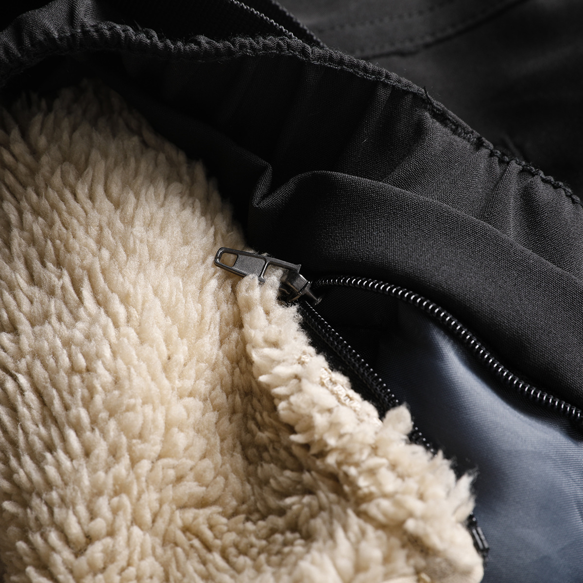 Factory direct assault pants men's three-in-one removable autumn and winter plus velvet padded waterproof cold-proof outdoor warm Mountaineering