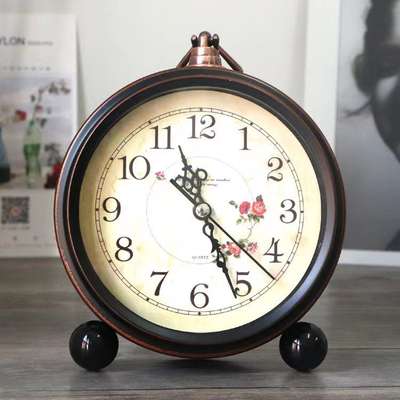 Amazon Hot Selling Factory Direct Retro Clock Bedroom Living Room Decorative Alarm Clock Fashion Ornaments Wholesale Alarm Clock