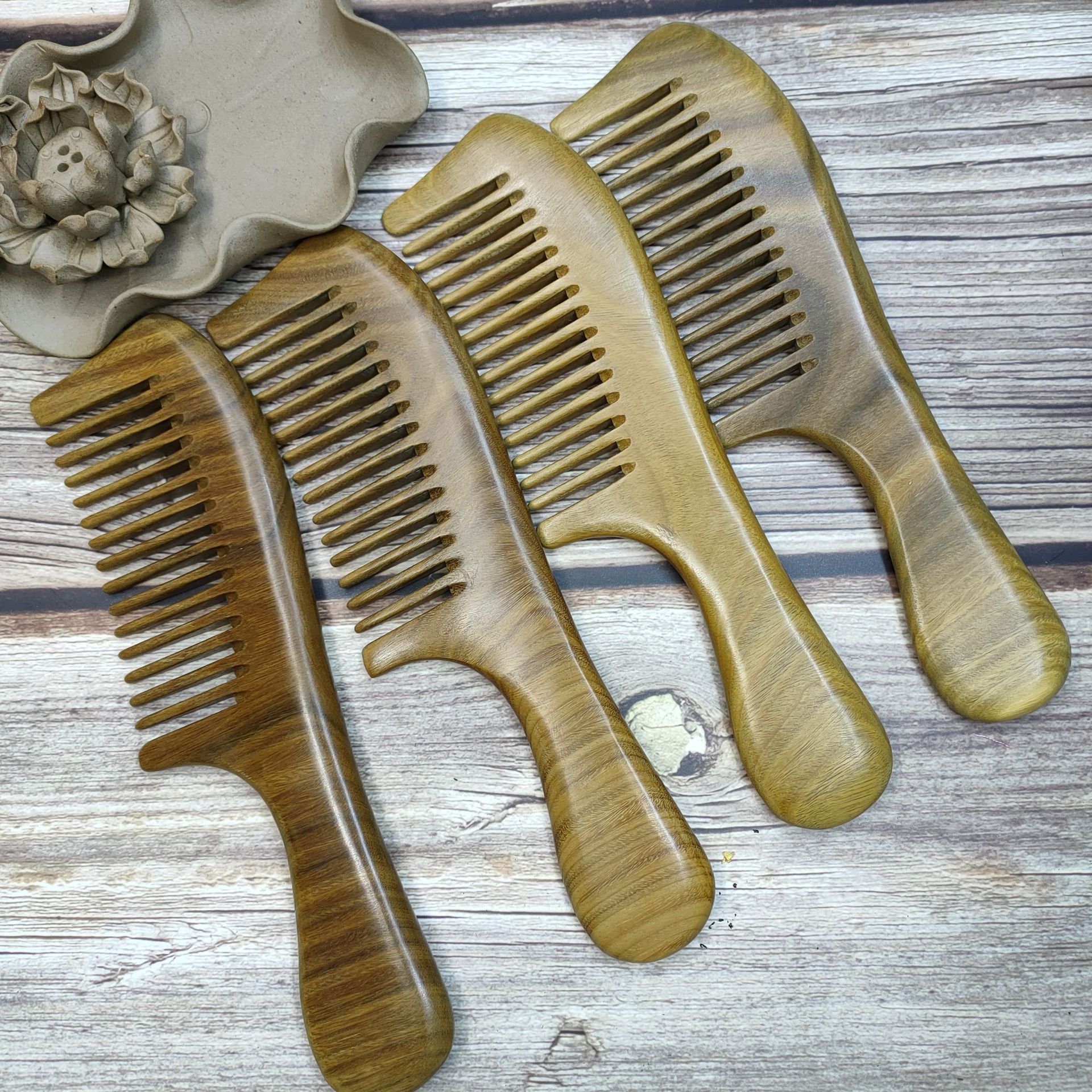Green sandalwood comb factory direct 20cm massage straight hair comb curly hair comb free lettering logo creative comb