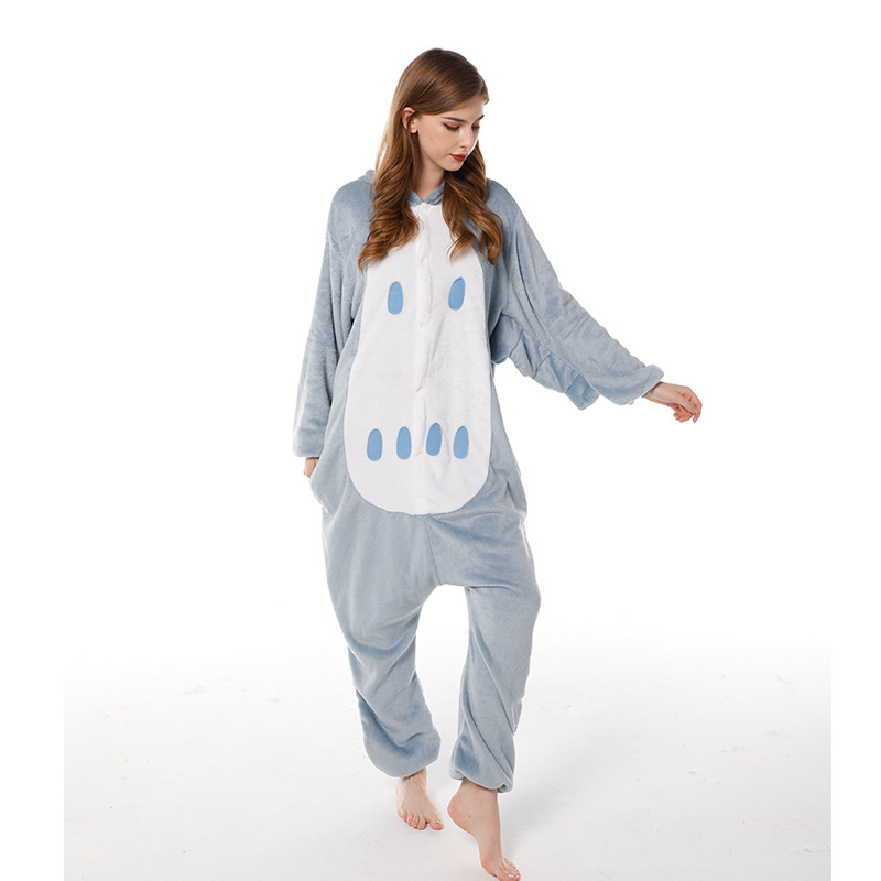Mixed batch new flannel cartoon one-piece pajamas parent-child autumn and winter animal performance clothing mixed batch home clothes