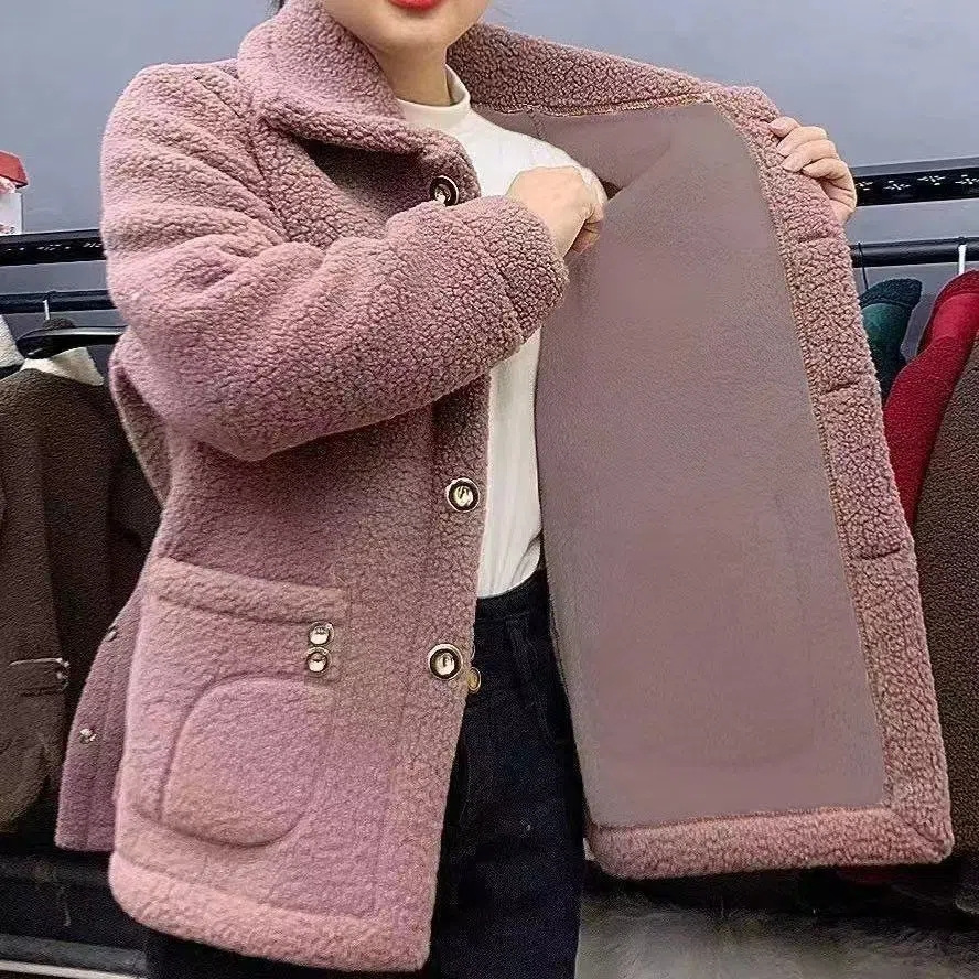 Cappotto caldo di pelliccia di agnello spesso foderato in pile transfrontaliero per la mamma, cappotto di media lunghezza, cappotto di pelliccia femminile all'ingrosso_voghion.com