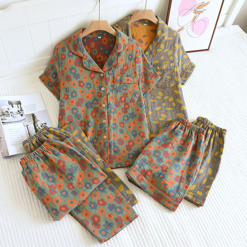Retro printed pajamas three-piece set spring and summer cotton gauze thin short-sleeved shorts trousers home wear suit