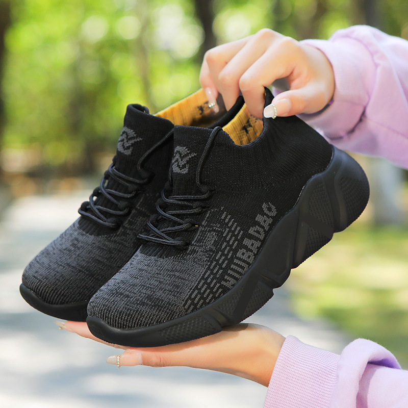 [Фитнес рекомендует Не уставать Foot Four Seasons Shoes] Niu Ba Dao Мужские и женские туфли с перемычкой Square Dance Shoes 22029