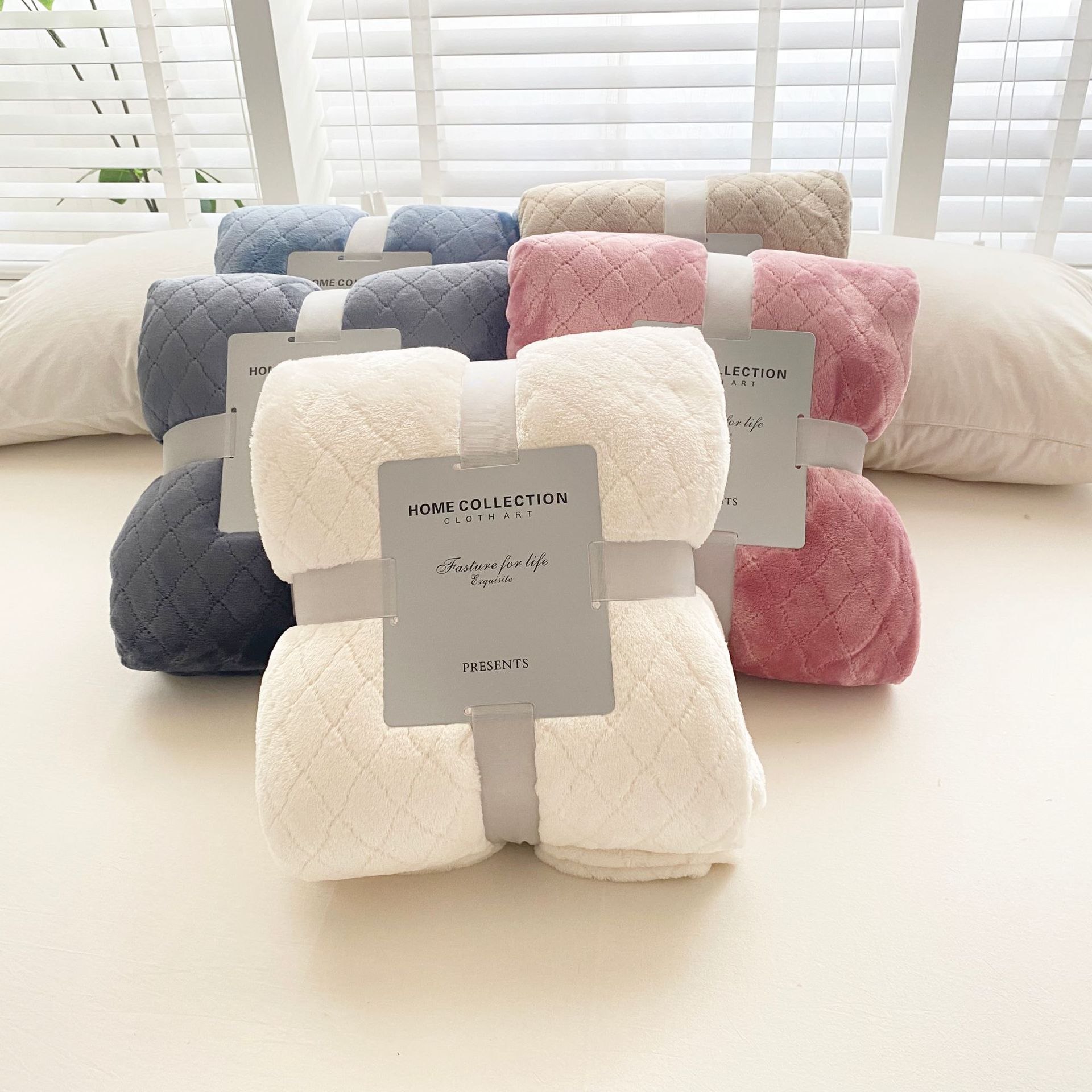 Cross-border Cut Flower Blanket Faleirong Blanket Coral Blanket Office Lunch Break Air Conditioning Blanket Sofa Towel Gift Blanket