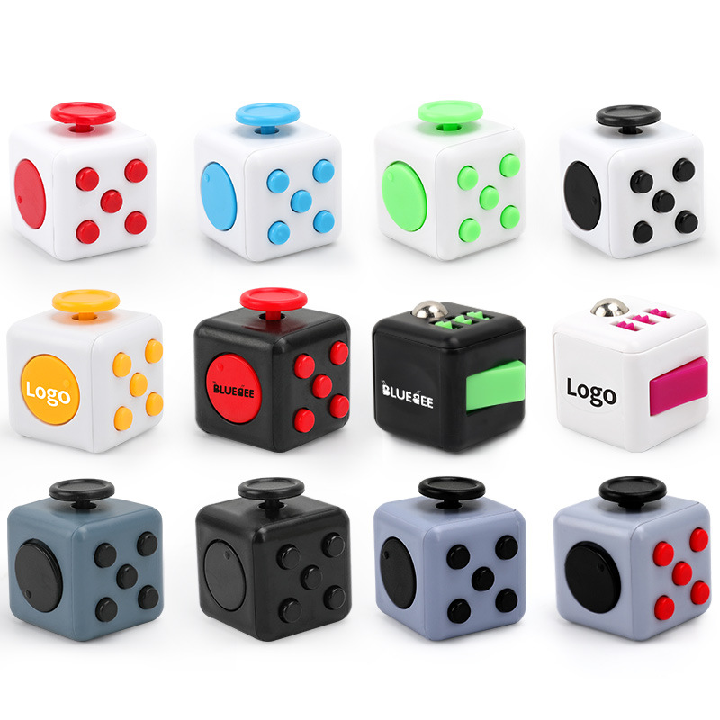 Cross-border decompression cube new exotic toy Fidget cube adult decompression artifact game dice wholesale