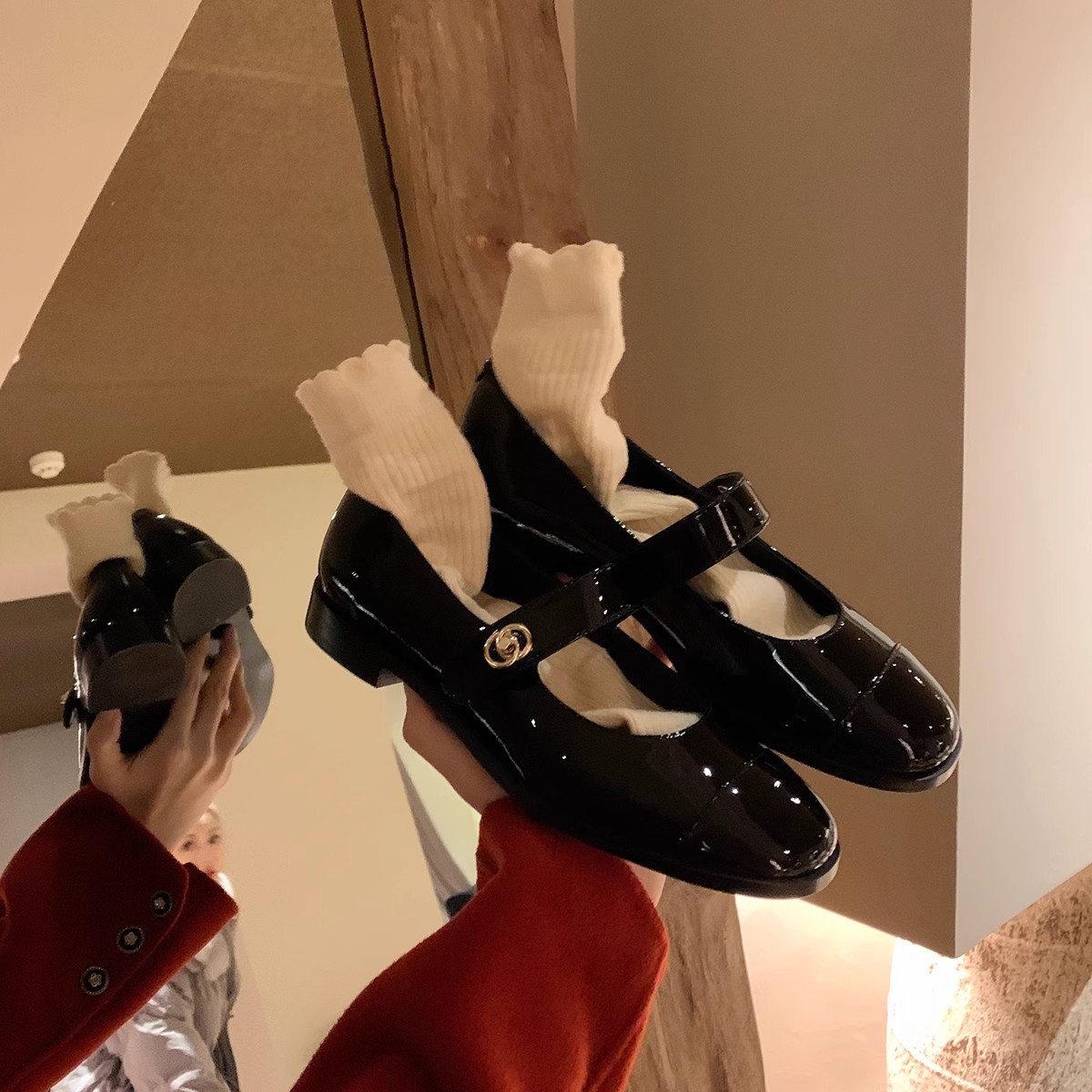 In stock and fast delivery! Grape mom's same style shoes Su lishao women's chic round toe with chunky heel Mary Jane single-layer shoes women