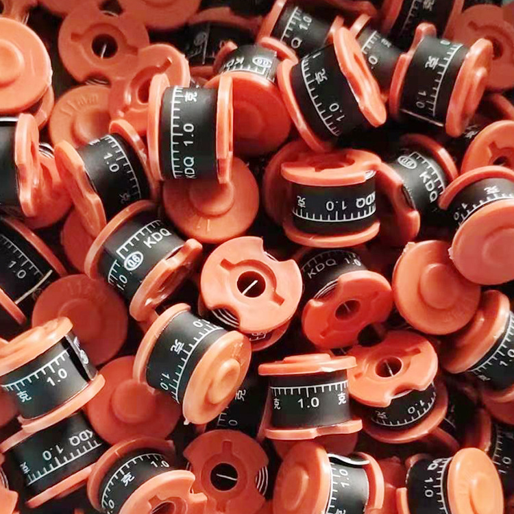 Wholesale competitive scale lead coated scale lead leather roll non-stick hand lead leather strip black barrel small roll lead leather ring