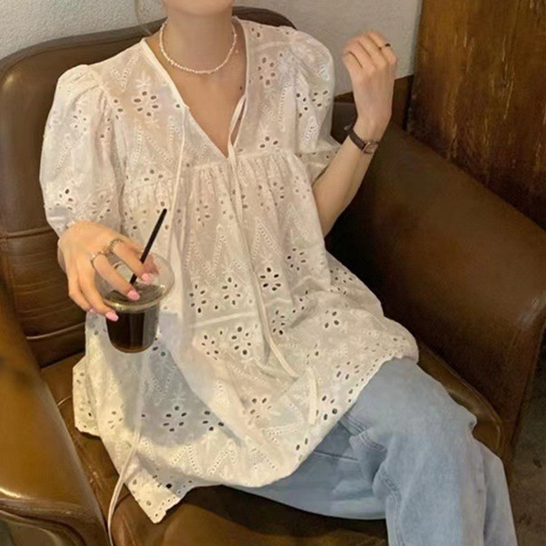 French style white design hollow lace top women's summer versatile loose short sleeve shirt puff sleeve shirt
