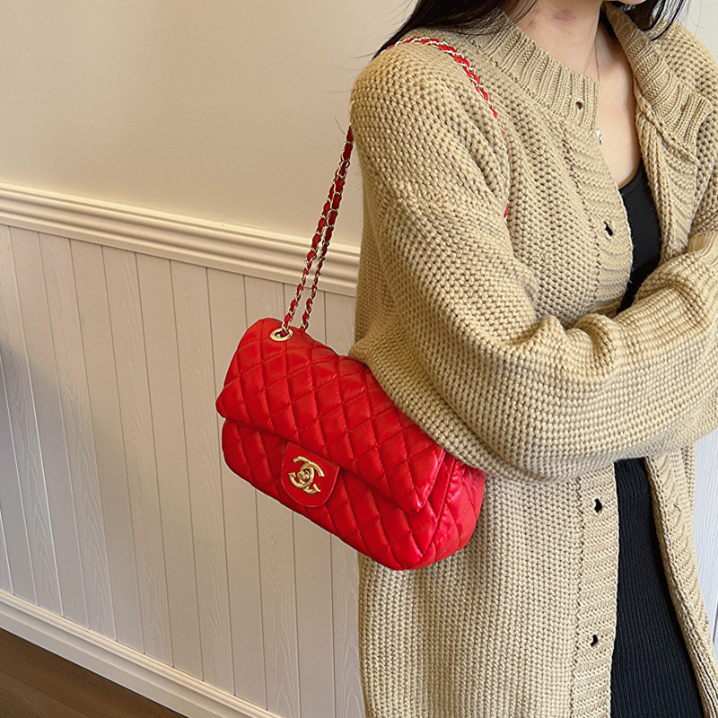 Cross-border new women's bag 2023 new simple fashion rhombus Chanel style shoulder messenger bag small square bag bags