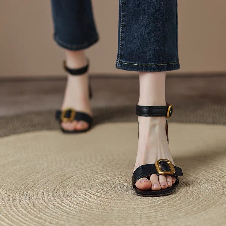 Vintage Retro Metal Belt Square Buckle 2024 Spring/Summer New Chunky High Heels Strap Sandals for Women Dropshipping
