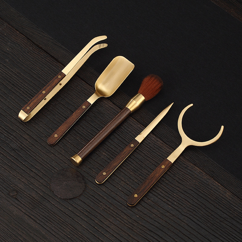 Brass Tea Ceremony Six Gentleman Copper Wood Tea Clip Tea Knife Tea Spoon Kung Fu Tea Set Accessories Cup Fork Pot Pen Tea Art Accessories