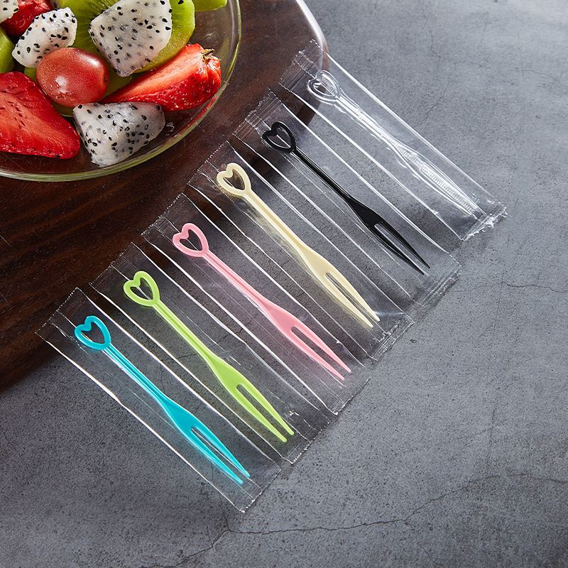 Heart-Shaped Disposable Fruit Fork Fruit Stick Commercial Plastic Fork Independent Packaging Colorful Cute Fruit Fork Watermelon Fork