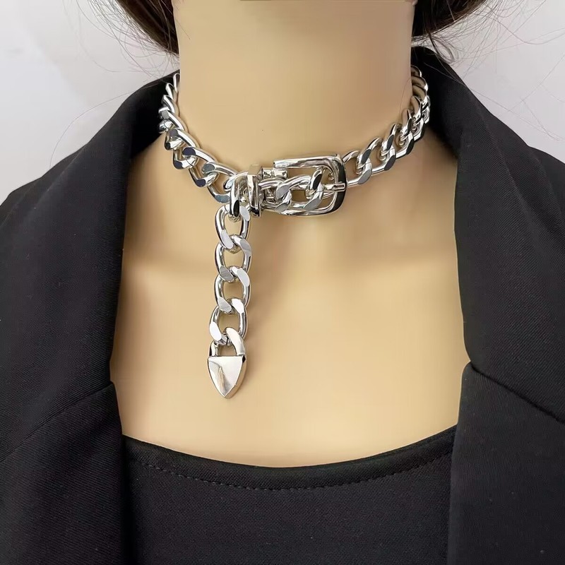 欧米のクロスボーダーのアクセサリーのパンクの復古の太いチェーンのネックレスの女性のファッションの金属の鎖のチェーンのメーカーは卸売りします。|undefined