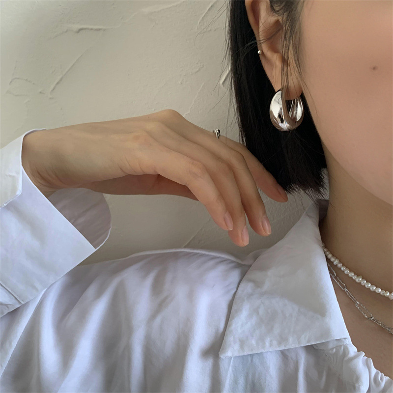 Plain ring earrings 925 silver needle women's simple elegant ins cold style niche hip hop European and American circle fashion Men's earrings