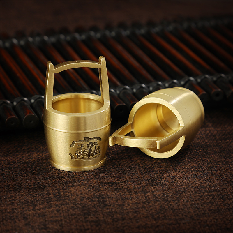 A bucket of gold ornaments pure brass small bucket craft gifts creative retro manufacturers wholesale
