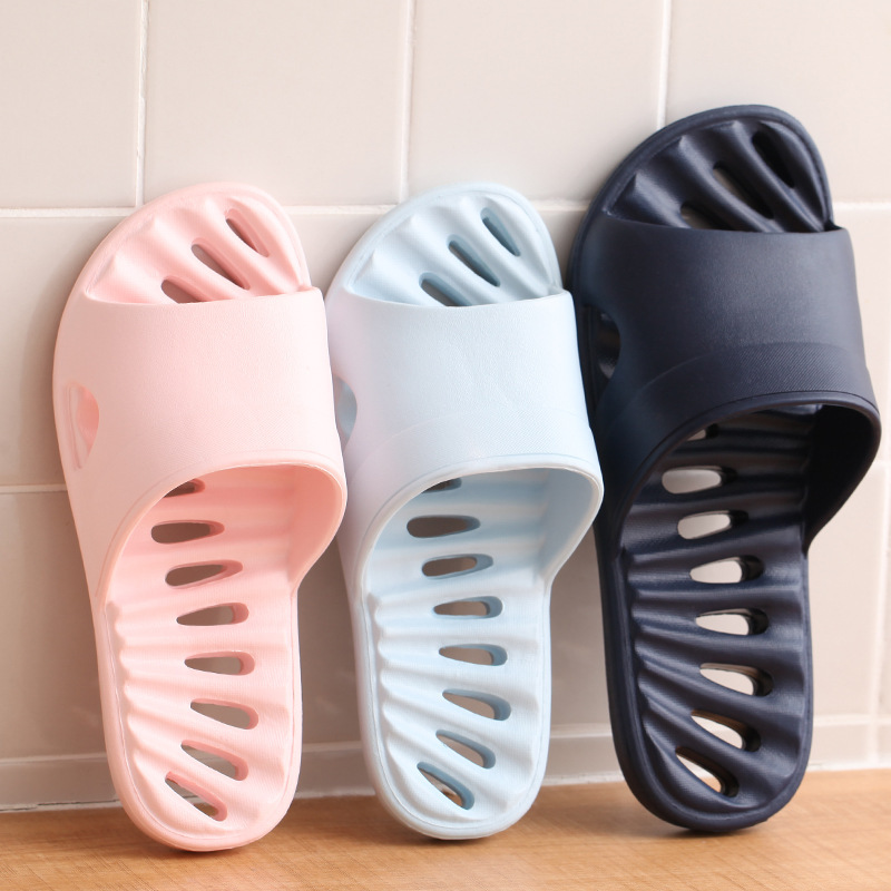 Wholesale spot couples home slippers women's summer season leaking home bathroom bath non-slip wear-resistant sandals
