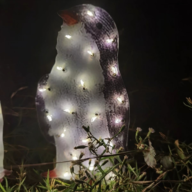 Light-Up Penguin Christmas Decoration New Luminous Penguin Ground Plug
