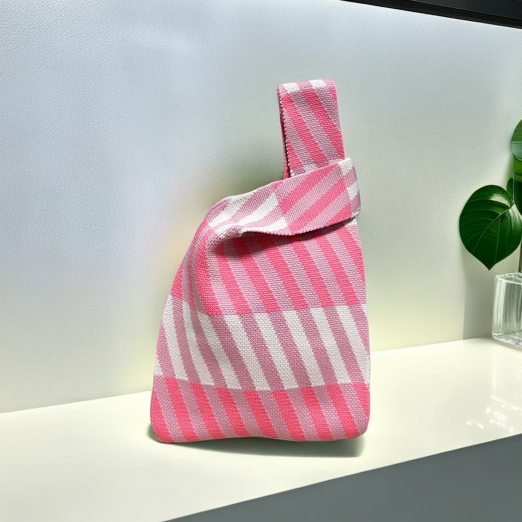 New Fashion All-match Knitted Handbag Large Capacity Bucket Bag Minimentary Tote Bag Woven Hand Gift Bag