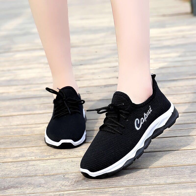 Old Beijing Canvas Shoes Women's 2022 Spring New Walking Shoes Women's Casual Sports Shoes Summer Stall Supply