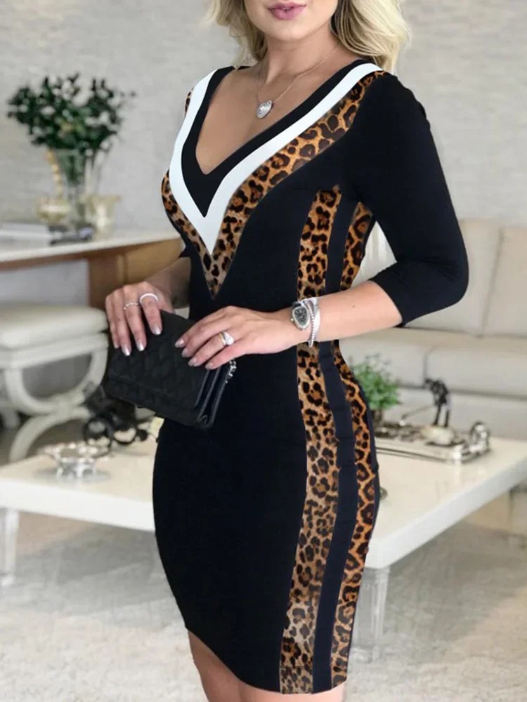 2022 Amazon Europe and the United States foreign trade new slim sleeve V-neck chip stitching dress a large number of spot