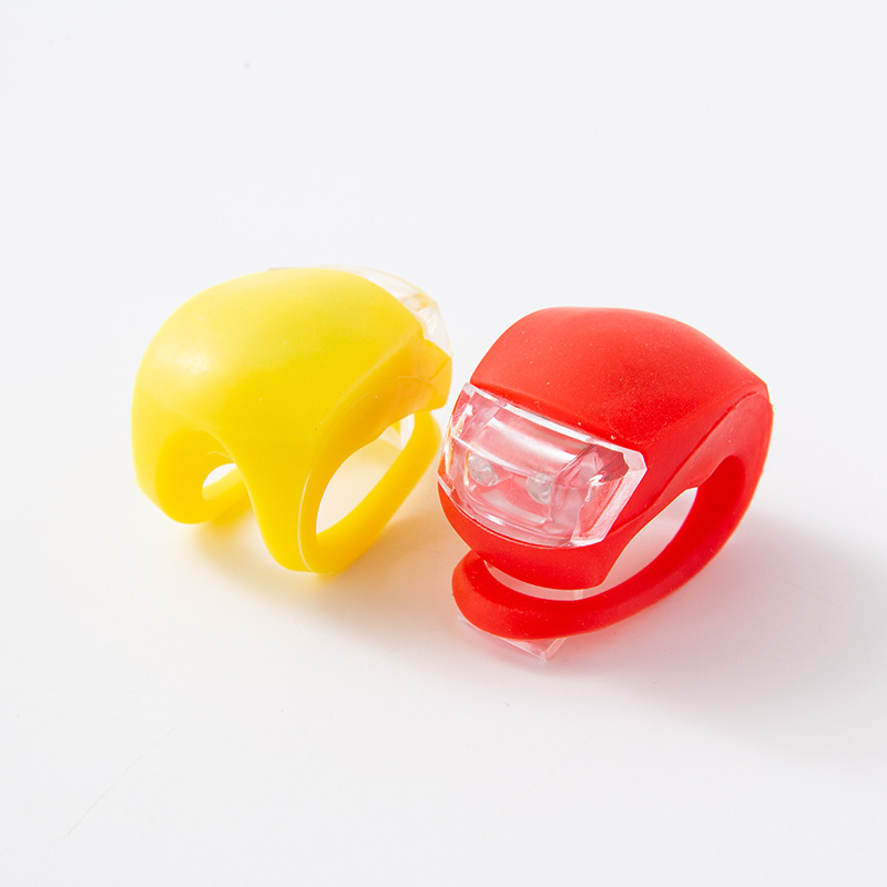 Factory wholesale bicycle frog light LED night travel warning light outdoor riding light bicycle taillight equipment accessories