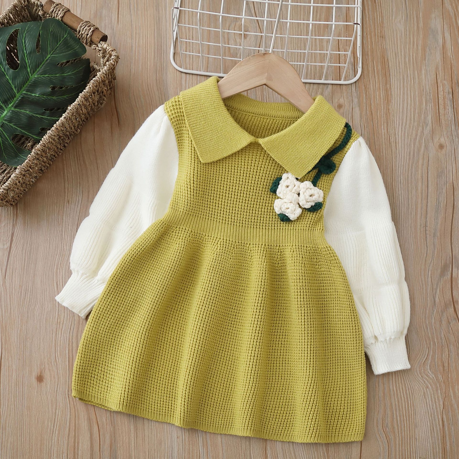 Girls' Sweater Dress 2023 New Year's Sweet Handmade Knitted dress Baby Girl 3 Skirt 4